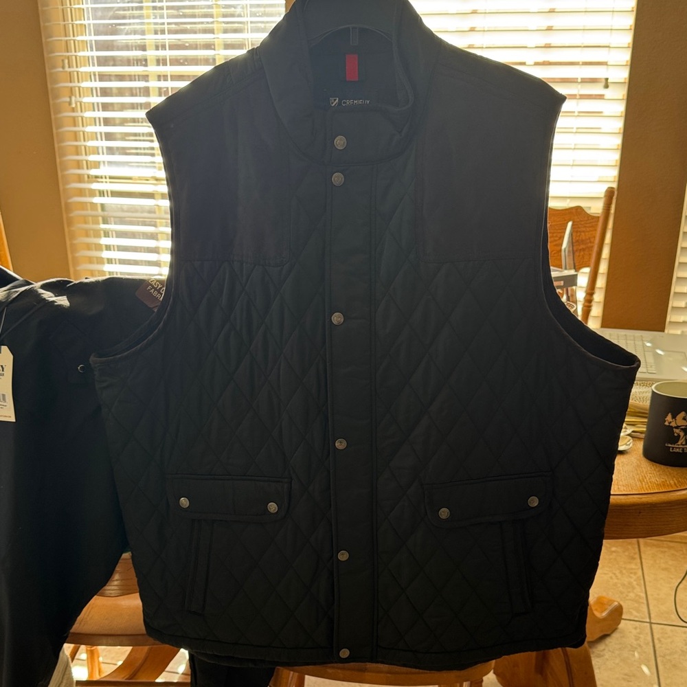 Brand New Cremieux Men's Black 3XT Quilted Vest